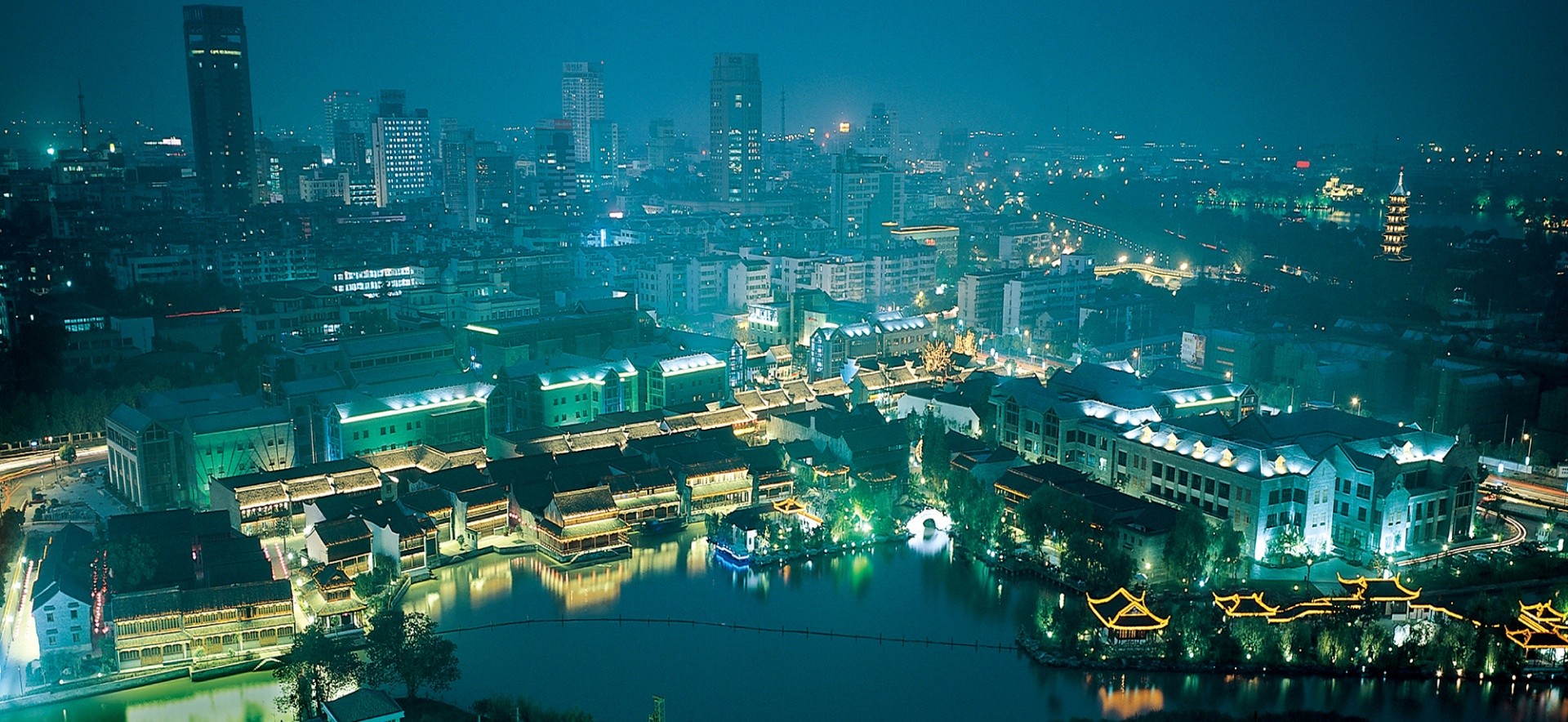 梅灣街商業(yè)街區(qū)