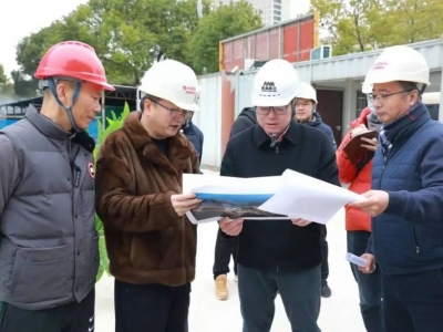 南湖區(qū)委書(shū)記邵潘鋒蒞臨嘉興富民路寶彥大廈EPC項(xiàng)目現(xiàn)場(chǎng)指導(dǎo)工作